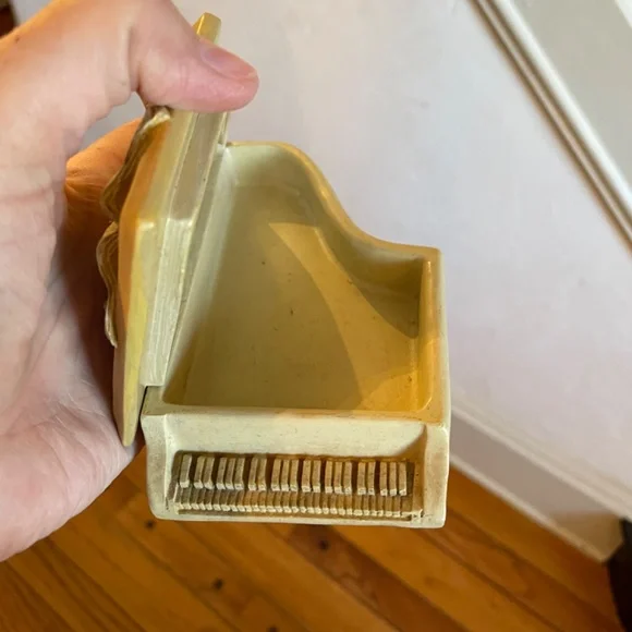 Piano jewelry holder - Picture 3 of 3